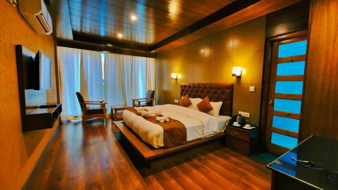 Winterline Resort Near Mall Road Manali - Centrally Heated & Air Cooled Esterno foto